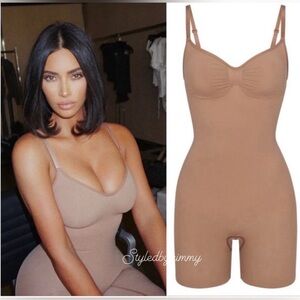 SKIMS SEAMLESS SCULPT MID THIGH BODYSUIT